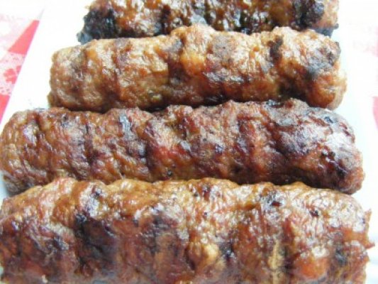 Micii, brânzeturile, berea şi vinul românesc, promovate în Parlamentul European